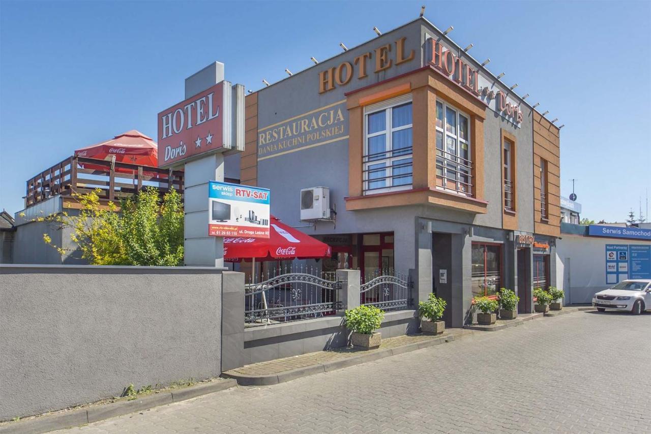 Hotel Doris Oborniki Buitenkant foto